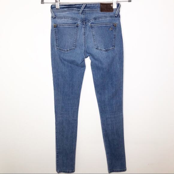 DL1961 Amanda Skinny Jeans - Picture 4 of 7